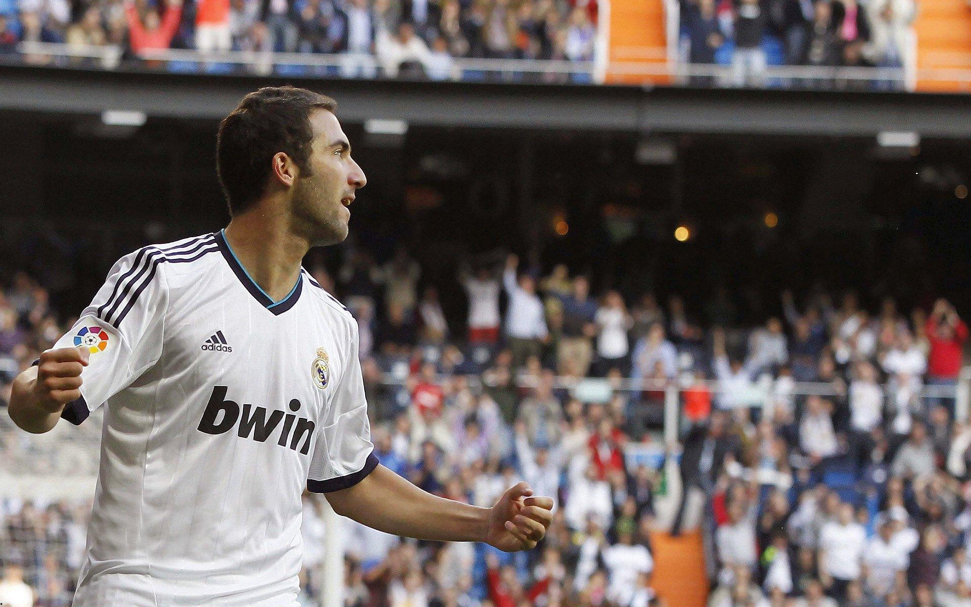 库里伤势成变数!名记,他若一直缺席,森林狼会晋级